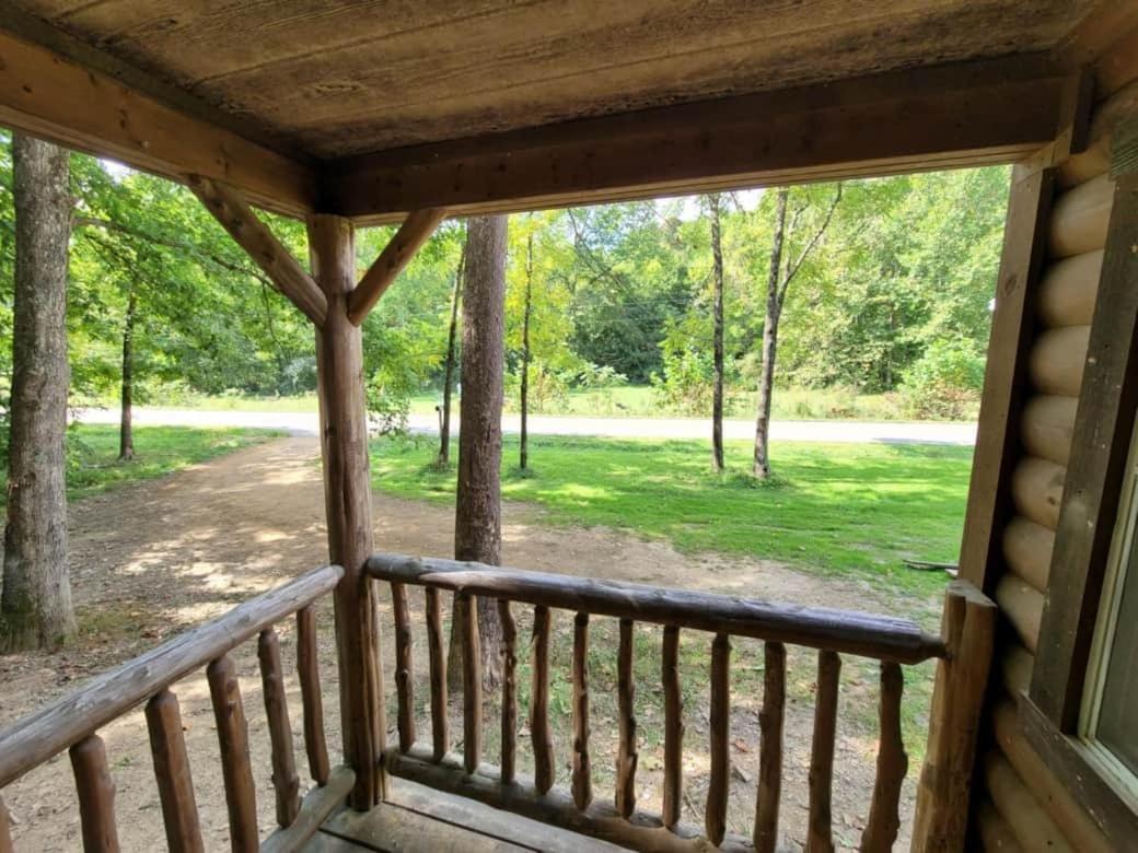 Acorn Cottage At Hocking Vacations Logan Eksteriør bilde