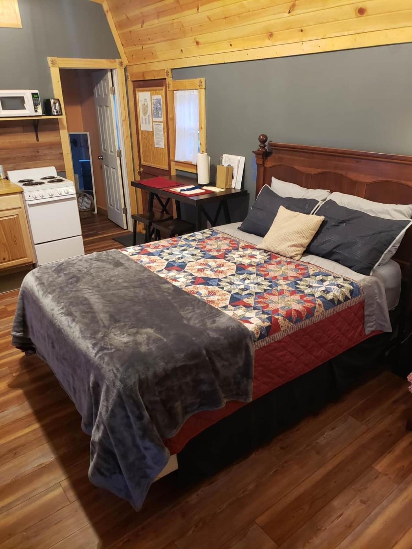Acorn Cottage At Hocking Vacations Logan Eksteriør bilde