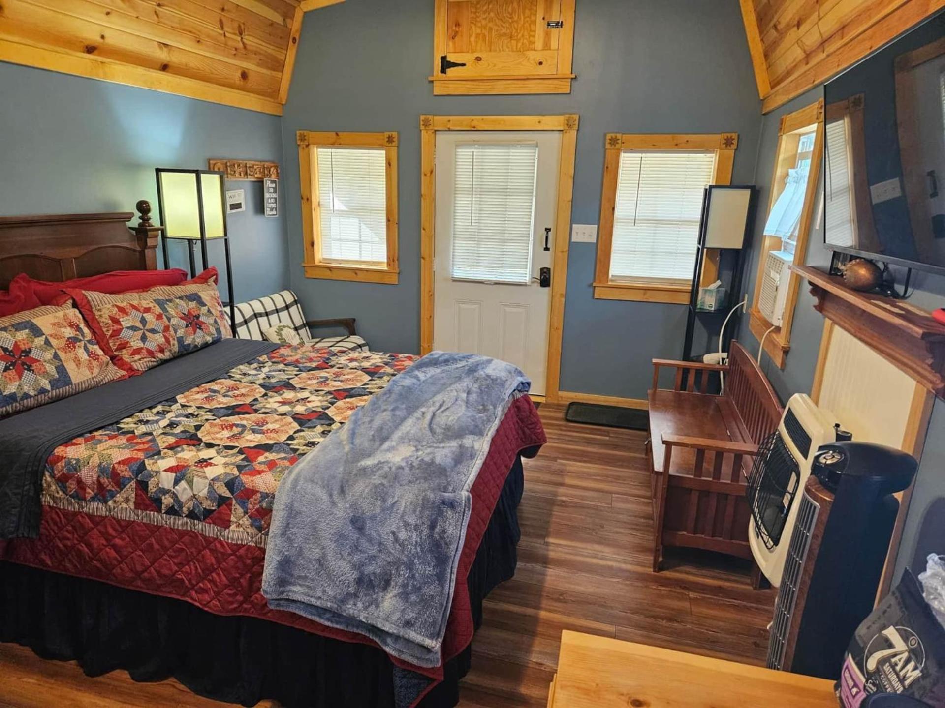 Acorn Cottage At Hocking Vacations Logan Eksteriør bilde