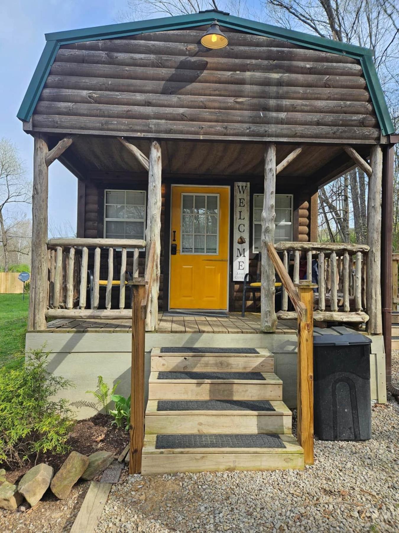 Acorn Cottage At Hocking Vacations Logan Eksteriør bilde